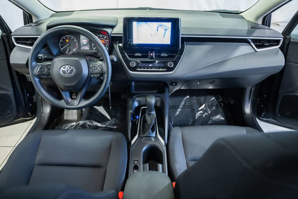 Used 2024 Toyota Corolla LE image 16