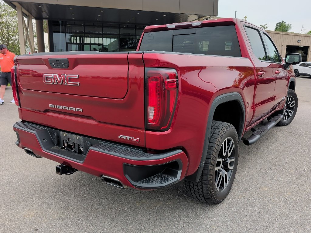 Used 2021 GMC Sierra 1500 AT4 w/ AT4 Preferred Package AWD/4WD image 4