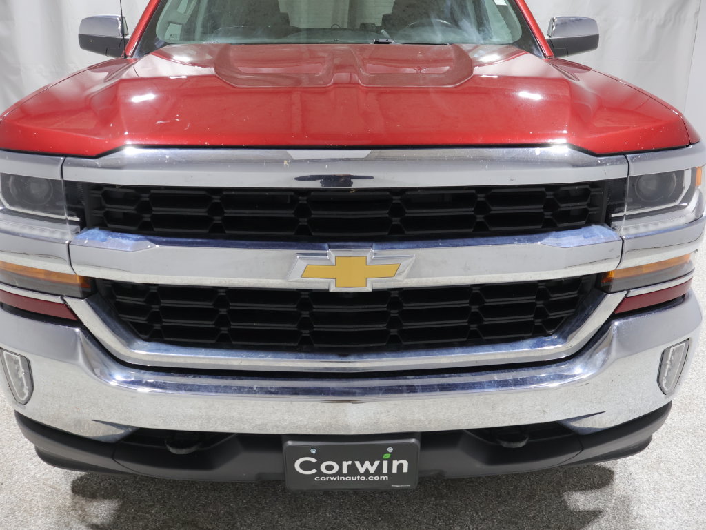 Used 2018 Chevrolet Silverado 1500 LT w/ All Star Edition AWD/4WD image 9