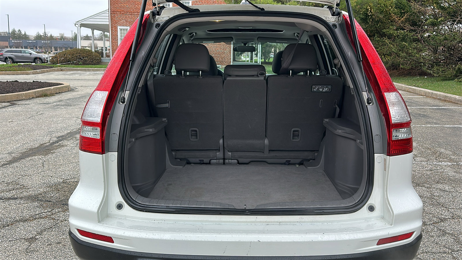 Used 2010 Honda CR-V EX-L image 6