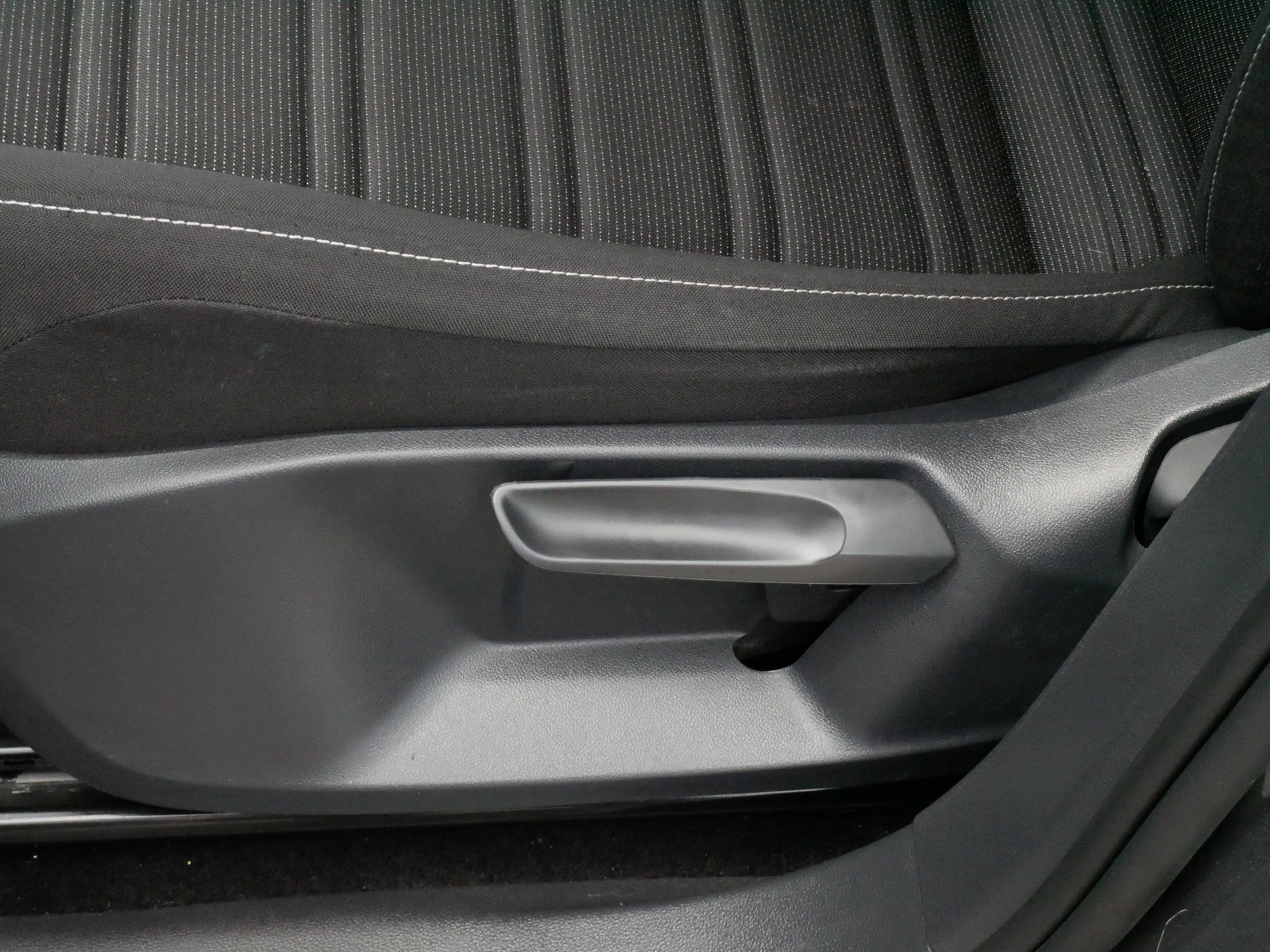 Certified 2023 Volkswagen Tiguan S FWD image 20