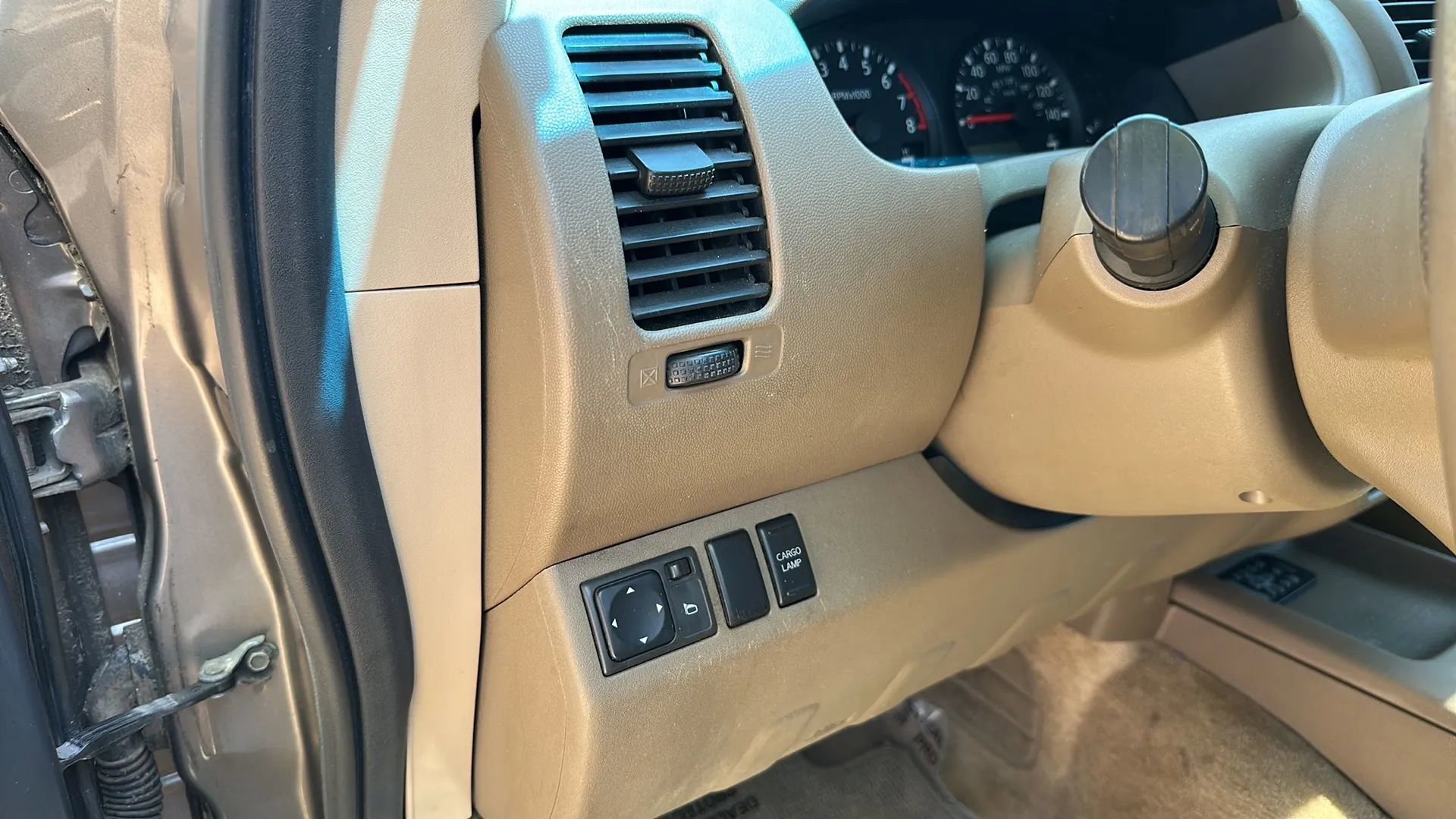Used 2005 Nissan Frontier LE w/ (J01) Sunroof Pkg RWD image 29