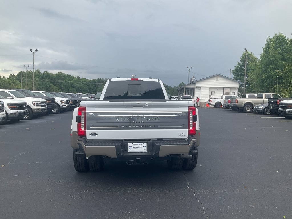 New 2026 Ford F350 King Ranch w/ FX4 Off-Road Package AWD/4WD image 6