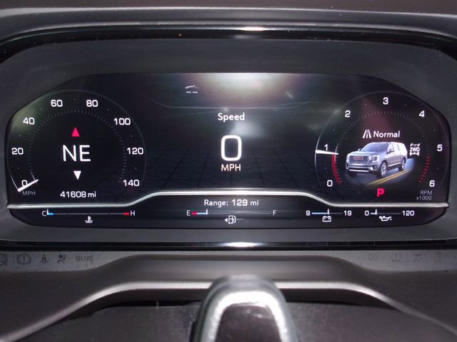 Used 2024 GMC Yukon Denali w/ Advanced Technology Package AWD/4WD image 26