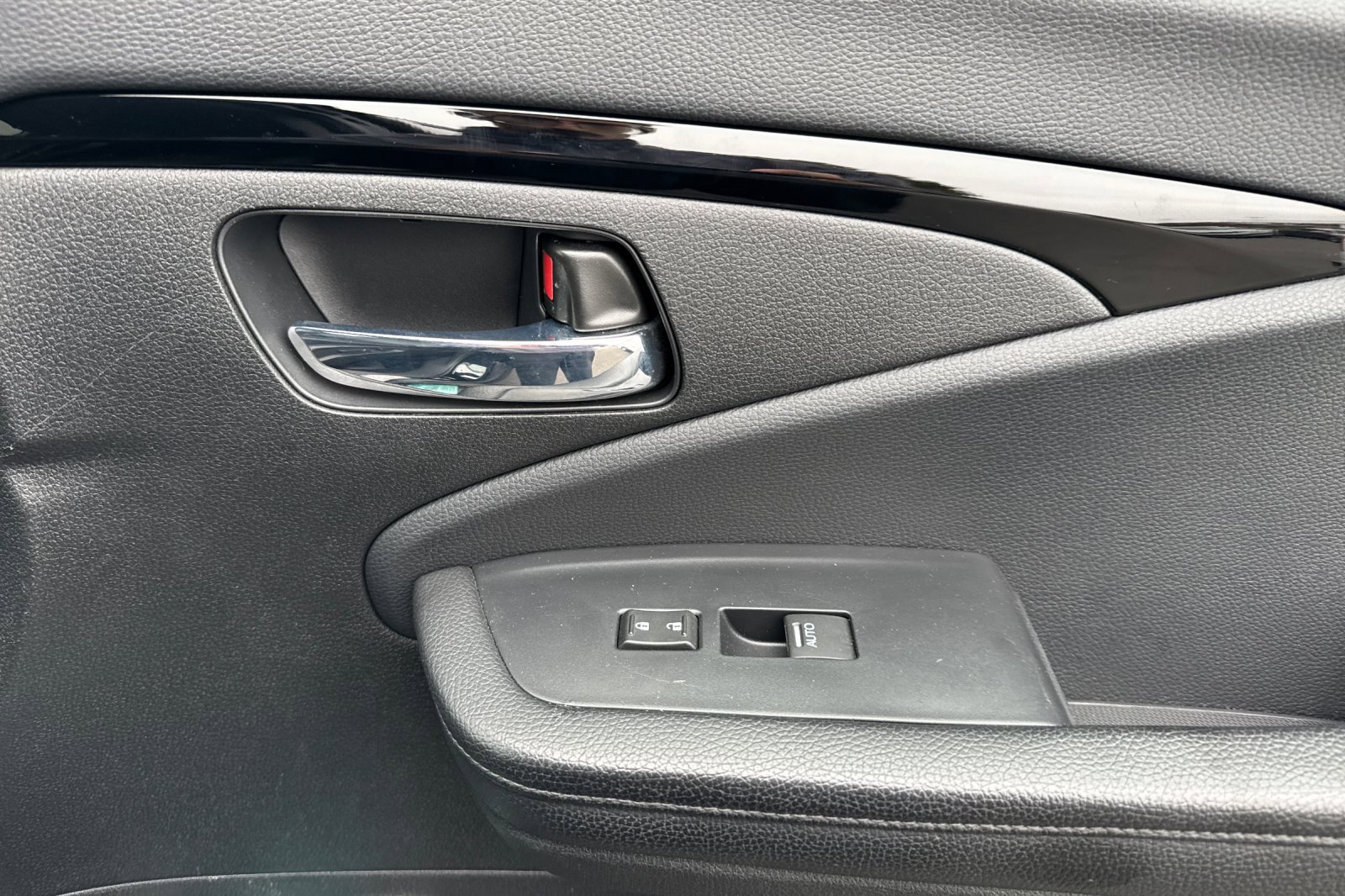 Used 2022 Honda Pilot Elite image 19