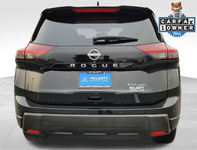 Used 2024 Nissan Rogue SV image 8