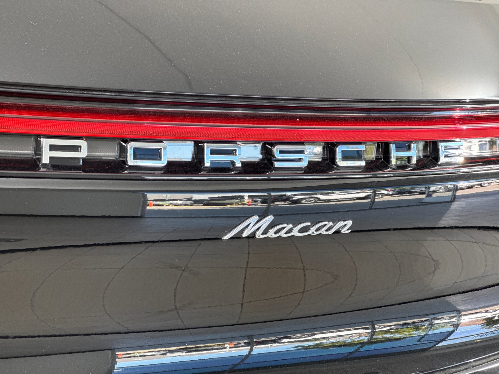 New 2026 Porsche Macan AWD/4WD image 27