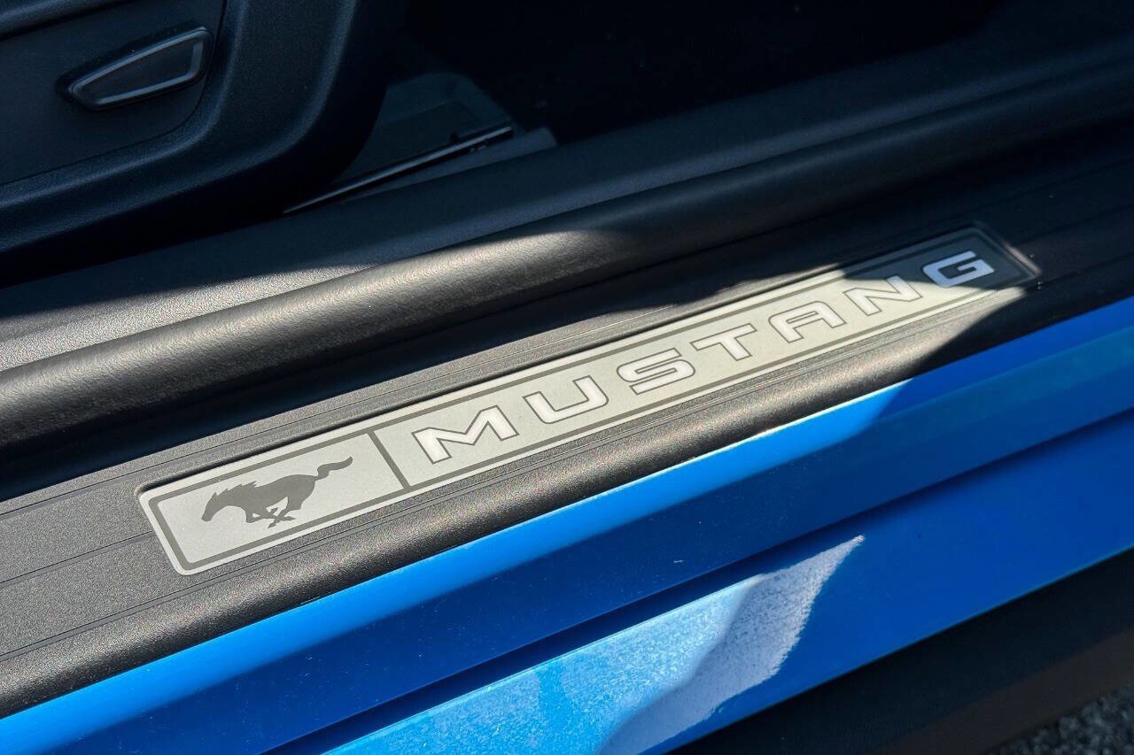 Used 2024 Ford Mustang GT Premium image 18