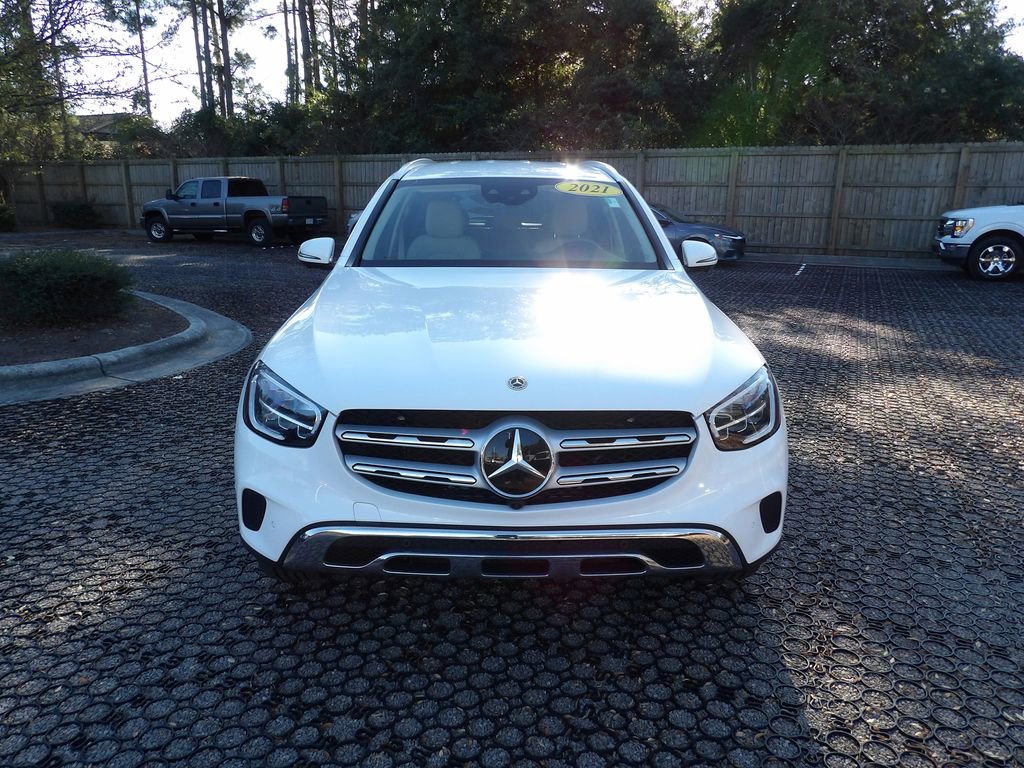 Used 2021 Mercedes-Benz GLC 300 4MATIC image 2