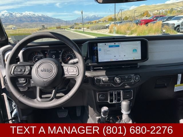 New 2025 Jeep Gladiator Sport AWD/4WD image 17