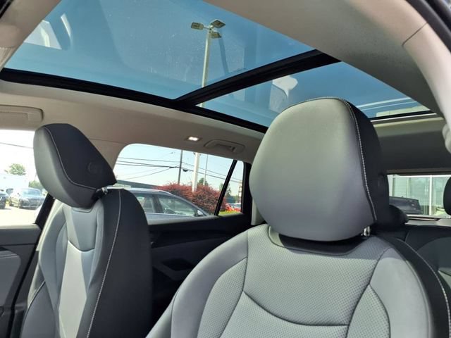 New 2025 Volkswagen Tiguan SE AWD/4WD image 13