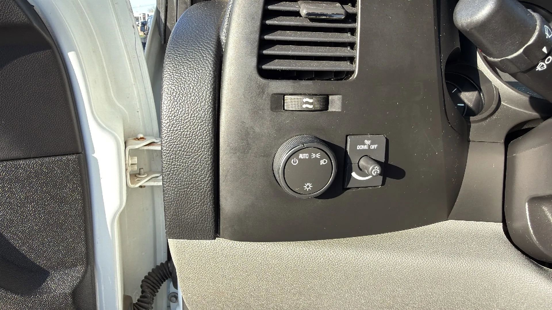 Used 2009 GMC Sierra 1500 SL image 96