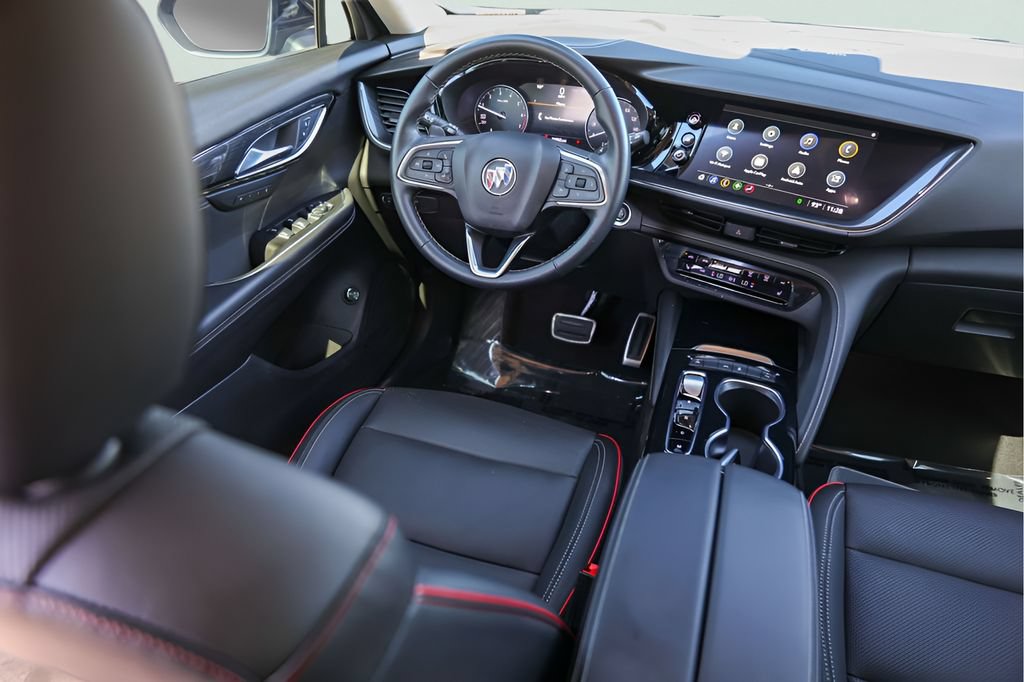 Used 2022 Buick Envision Essence w/ Sport Touring Package FWD image 27