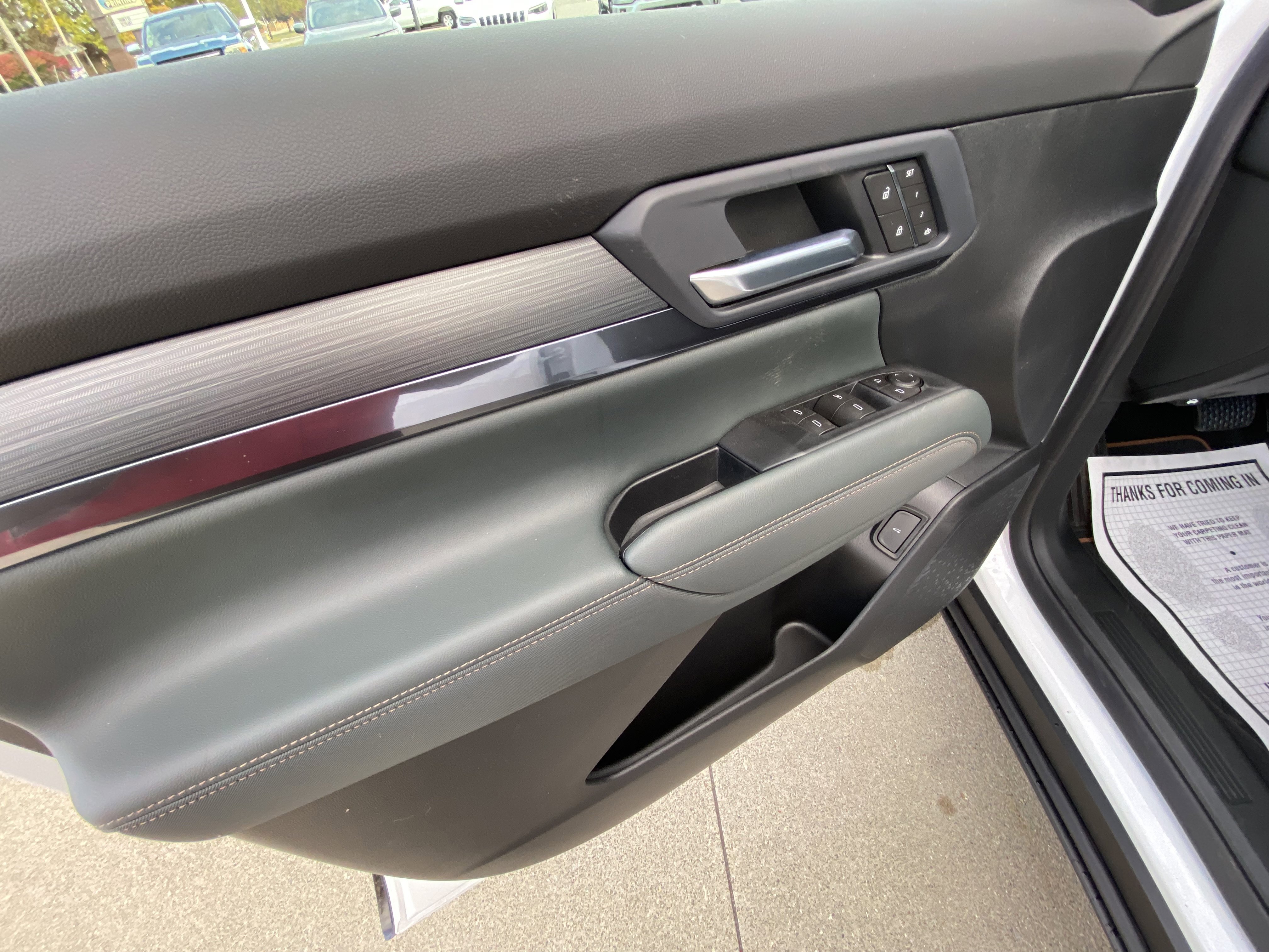 New 2026 GMC Terrain AT4 w/ Convenience Package III image 25