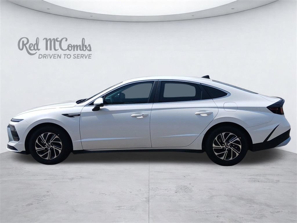 New 2026 Hyundai Sonata Blue FWD image 3