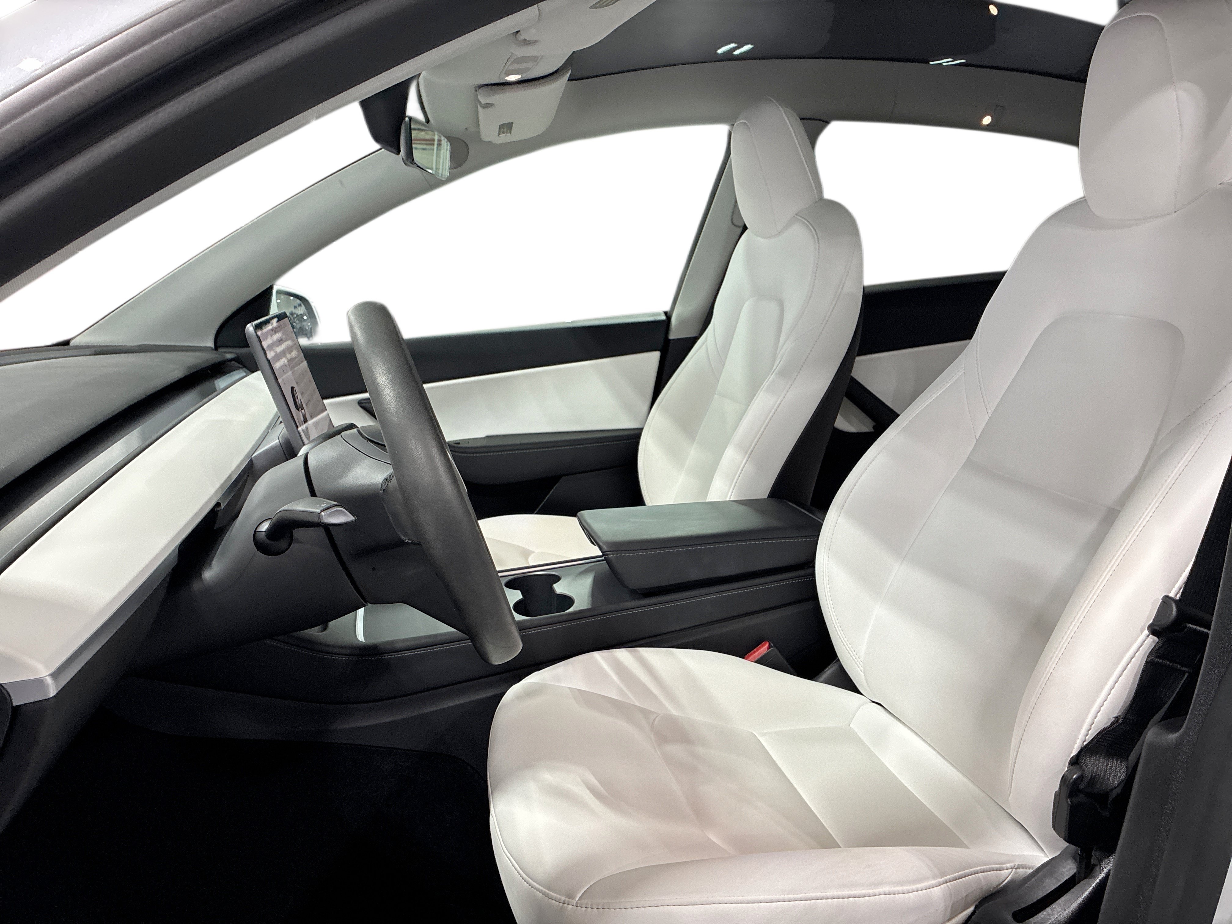 Certified 2021 Tesla Model Y Long Range AWD/4WD image 9