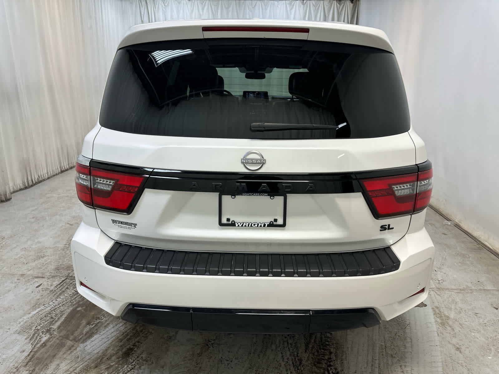 Certified 2024 Nissan Armada SL w/ Midnight Edition Package image 9