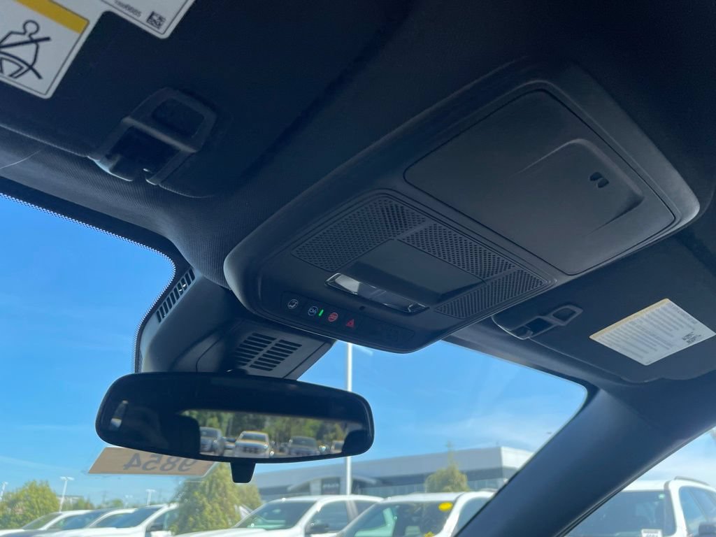 New 2026 GMC Terrain AT4 AWD/4WD image 19