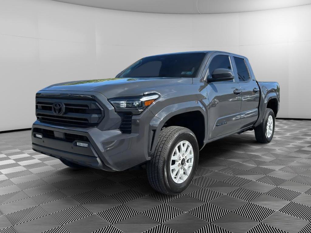 Used 2024 Toyota Tacoma SR5 AWD/4WD image 1