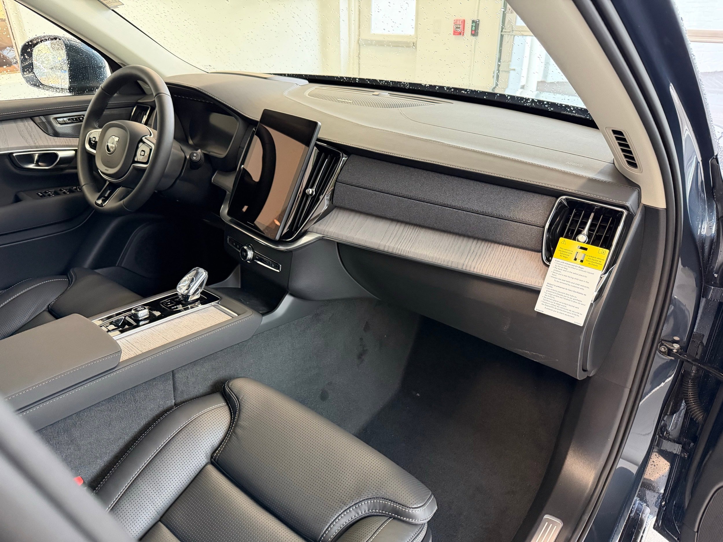 New 2026 Volvo XC90 B6 Ultra w/ Protection Package Premier AWD/4WD image 28