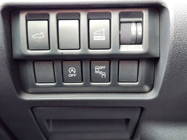 Used 2019 Subaru Forester Premium AWD/4WD image 23