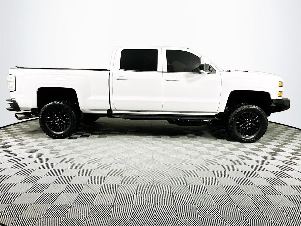 Used 2018 Chevrolet Silverado 2500 LTZ w/ Duramax Plus Package image 7