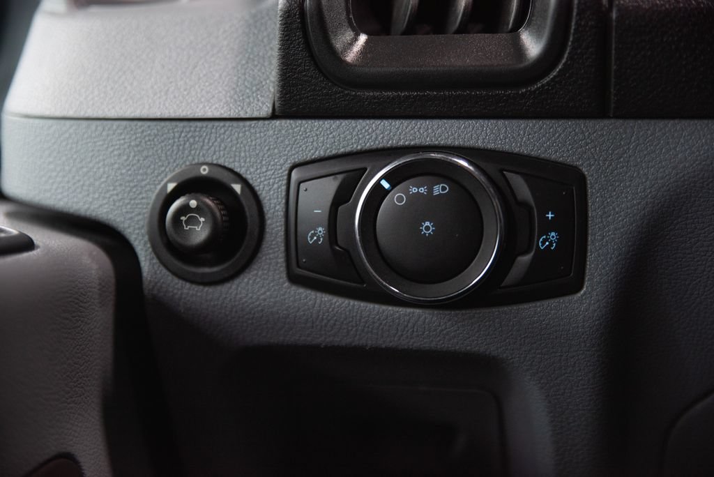 Used 2018 Ford Transit 350 XL RWD image 28