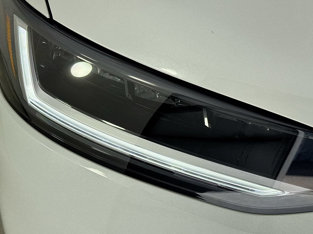 Certified 2026 Honda HR-V EX-L image 39
