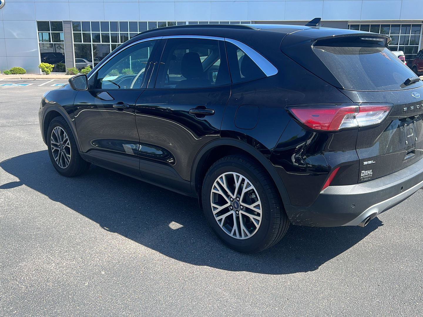 Used 2021 Ford Escape SEL w/ Technology Package AWD/4WD image 8