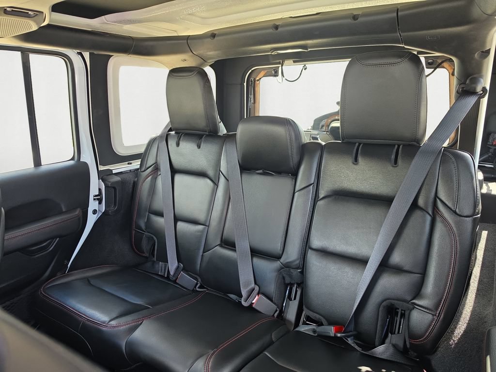 Used 2021 Jeep Wrangler Unlimited Rubicon AWD/4WD image 14