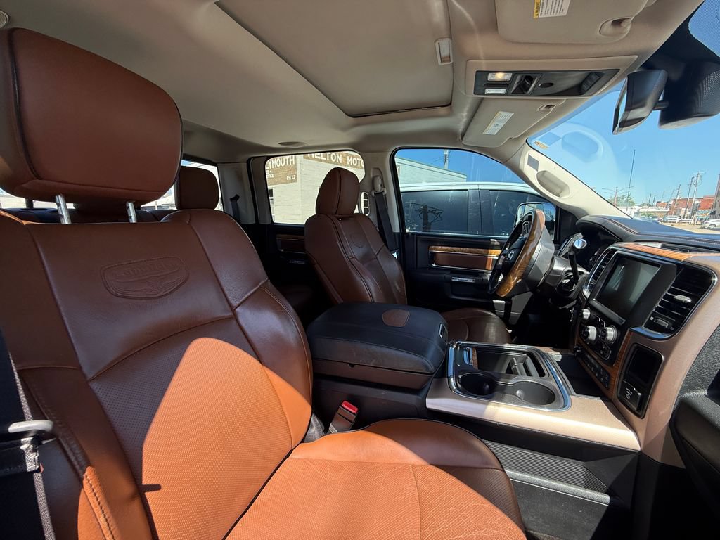 Used 2016 RAM 2500 Longhorn w/ Convenience Group AWD/4WD image 11