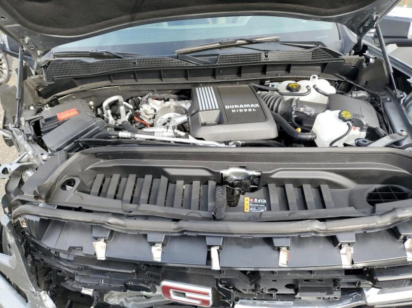 Used 2025 GMC Sierra 1500 SLT w/ SLT Premium Plus Package image 9