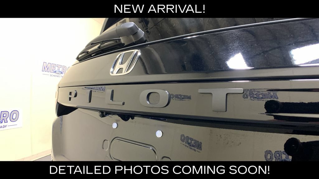 Used 2025 Honda Pilot Elite image 19