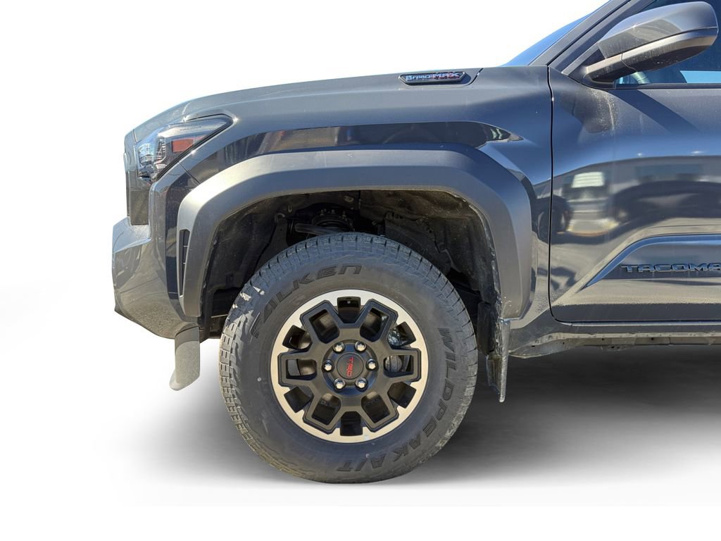 Used 2024 Toyota Tacoma TRD Off-Road image 15