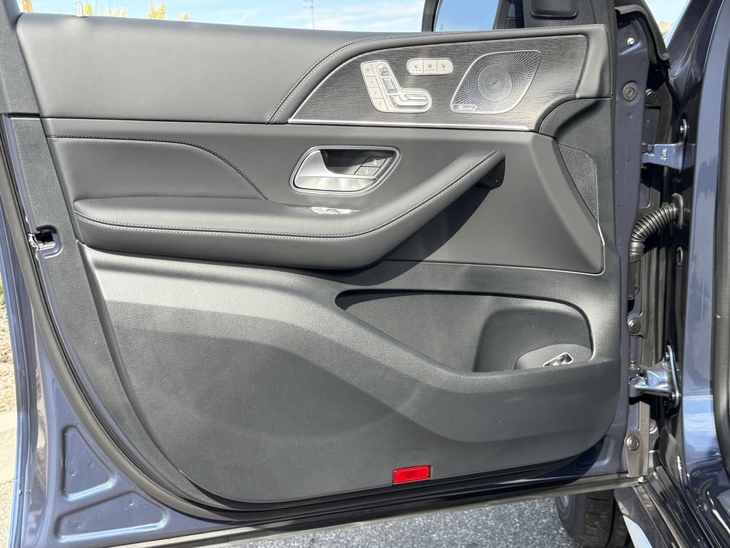 New 2026 Mercedes-Benz GLE 63 AMG S image 17