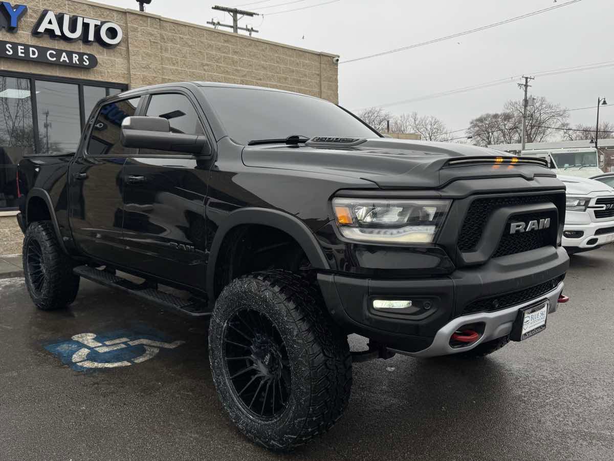 Used 2019 RAM 1500 Rebel w/ Level 2 Equipment Group AWD/4WD image 3