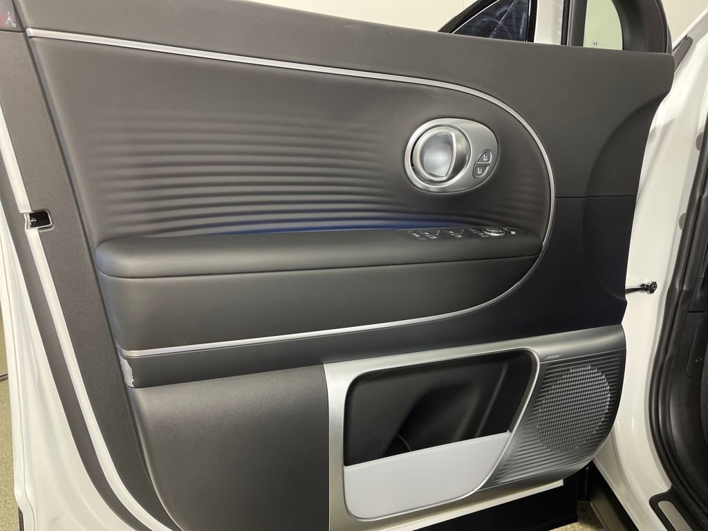 New 2026 Hyundai Ioniq 9 Limited image 19