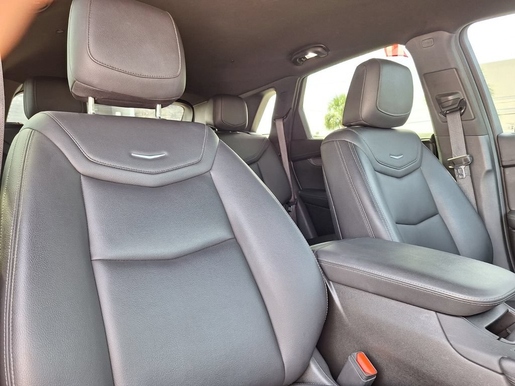 Certified 2023 Cadillac XT5 Luxury FWD image 28
