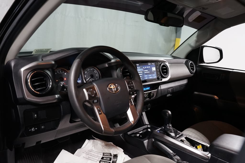 Certified 2023 Toyota Tacoma SR5 AWD/4WD image 12