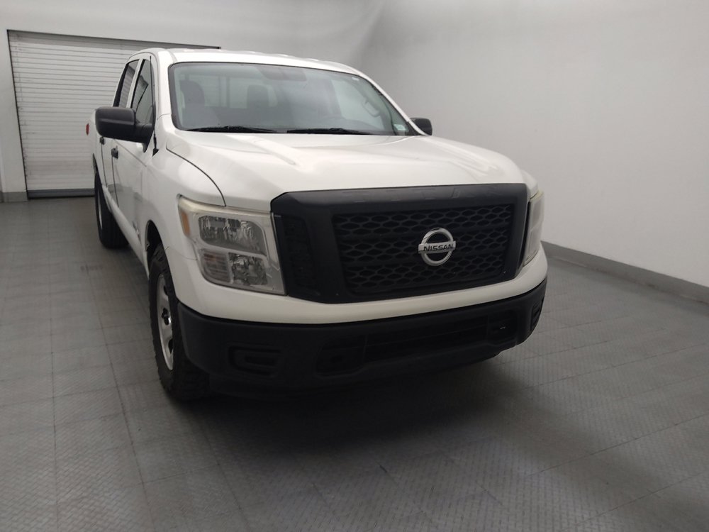 Used 2017 Nissan Titan S AWD/4WD image 14