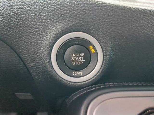 Used 2023 Dodge Challenger R/T RWD image 31