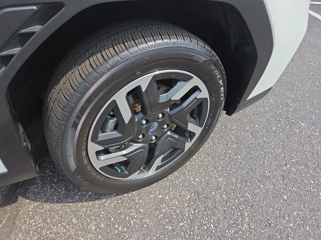 Certified 2025 Subaru Forester Premium image 8