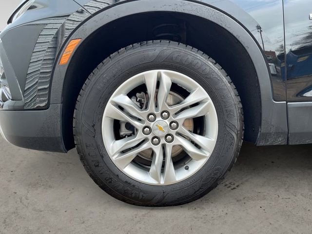 Used 2021 Chevrolet Blazer LT FWD image 16