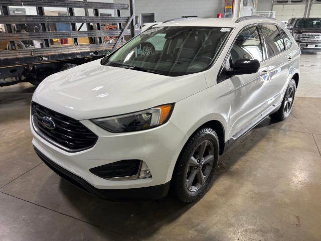 Certified 2023 Ford Edge SEL w/ Sport Appearance Package image 4