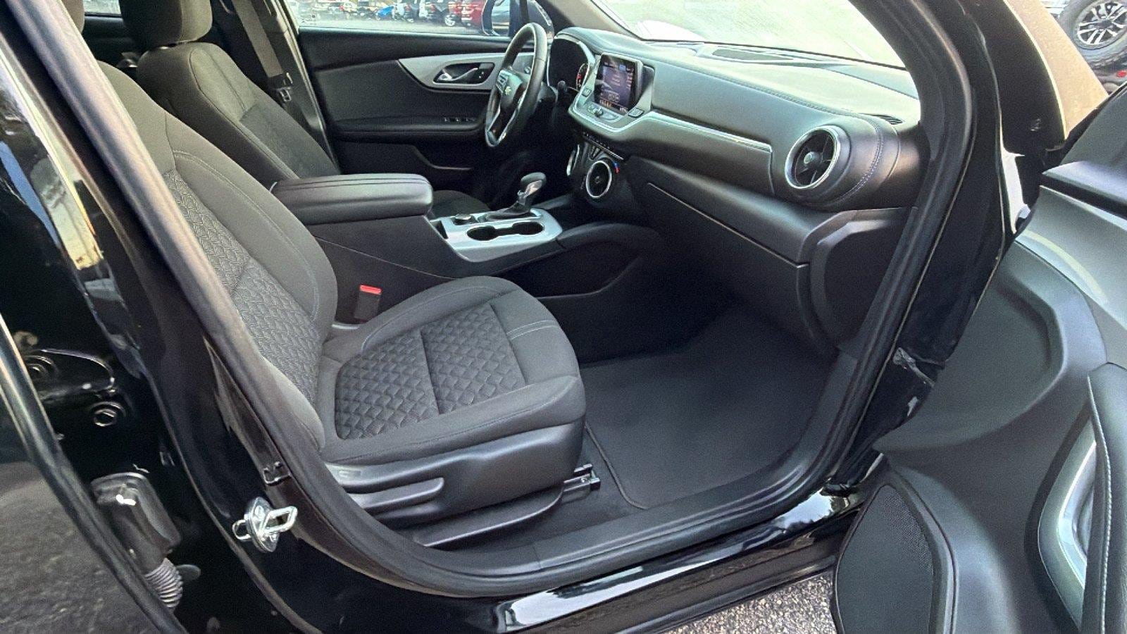 Used 2021 Chevrolet Blazer LT FWD image 19