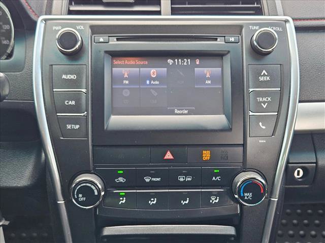 Used 2017 Toyota Camry SE image 13