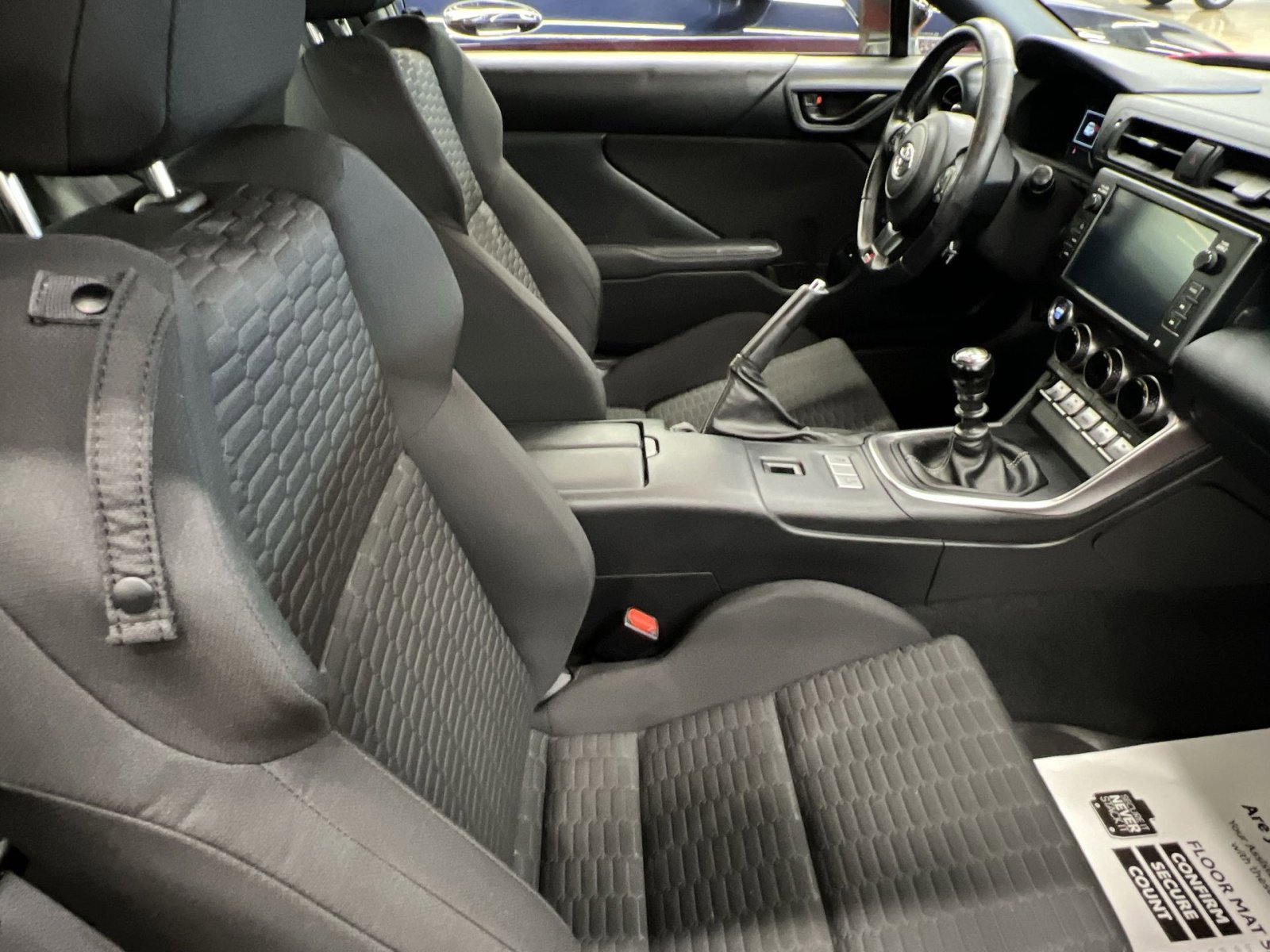 Used 2025 Toyota GR86 w/ ALL Weather Mat Package (TMS) image 24