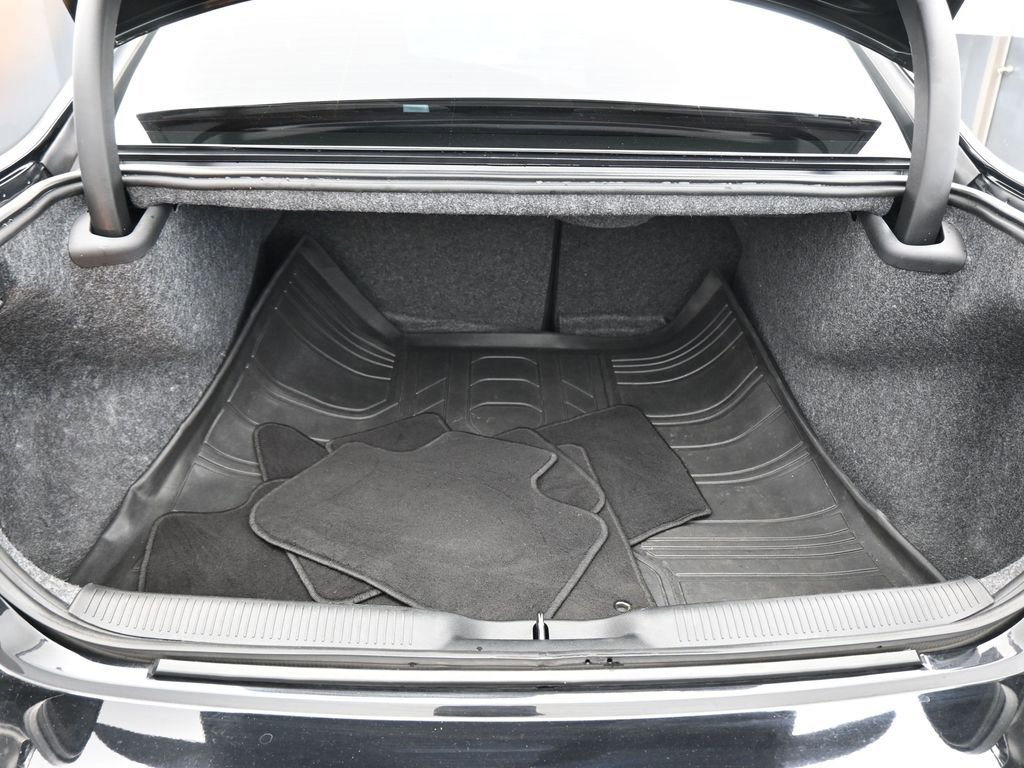 Used 2023 Dodge Charger GT w/ Technology Group image 32