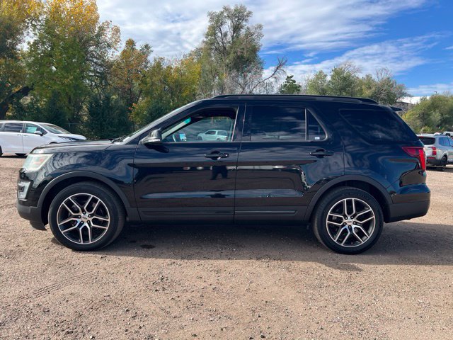 Used 2016 Ford Explorer Sport AWD/4WD image 2