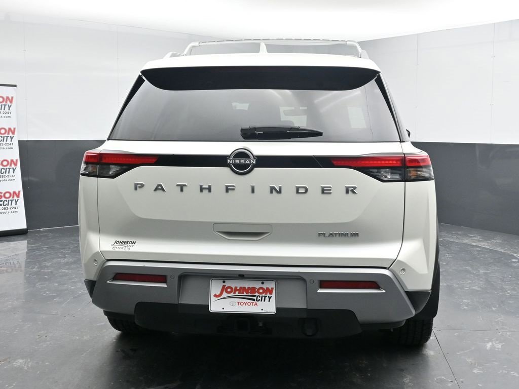 Used 2024 Nissan Pathfinder Platinum w/ Cargo Package image 8